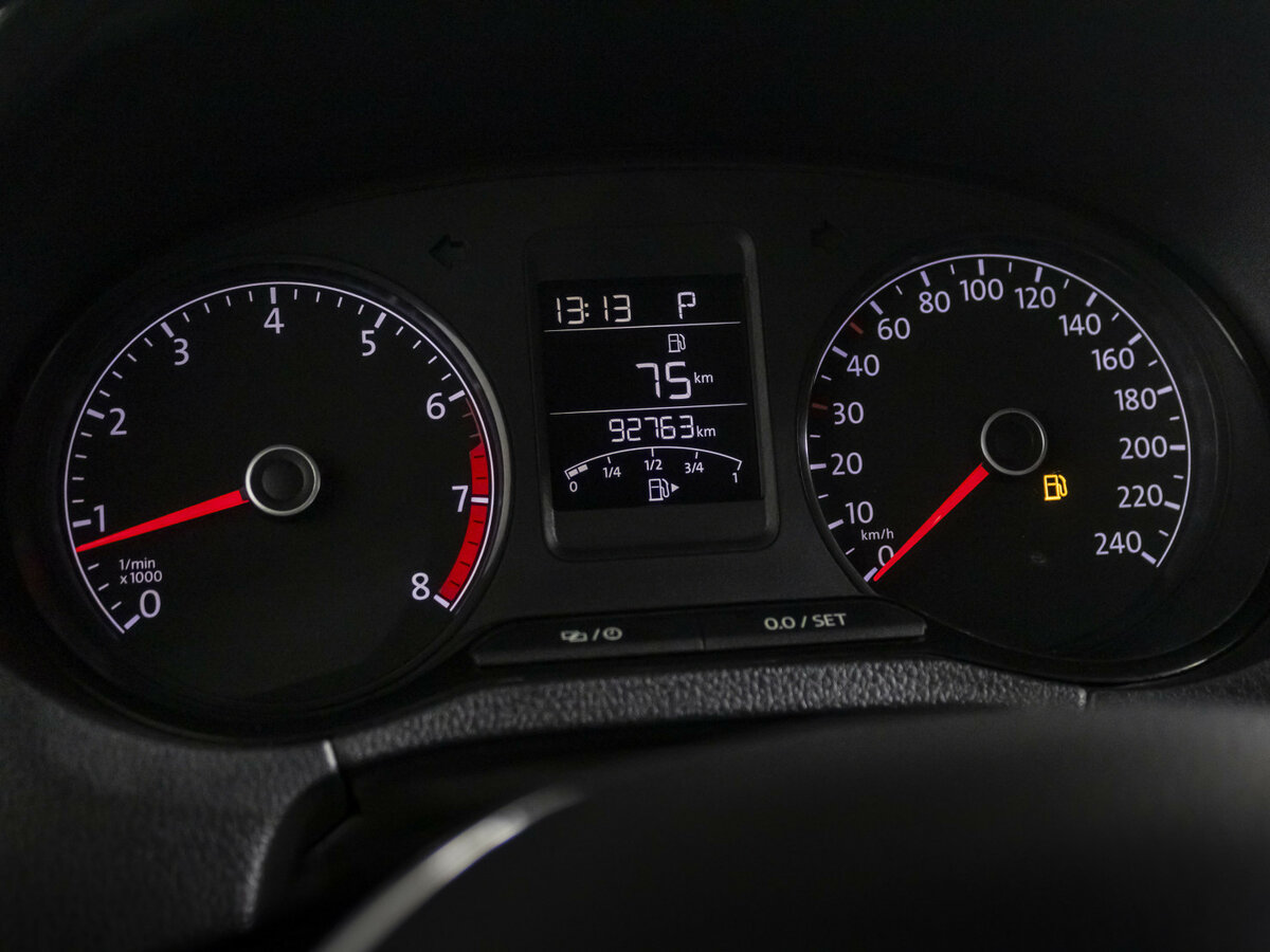 Volkswagen Polo с пробегом — 2018 год. Фото: #13