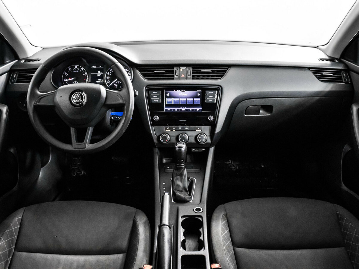 Skoda Octavia с пробегом — 2017 год. Фото: #8