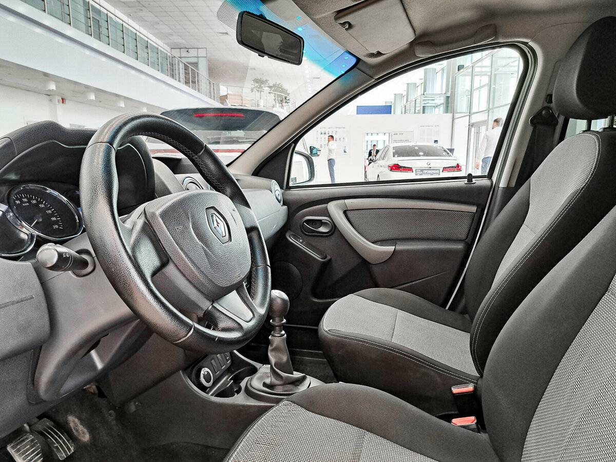 Renault Duster с пробегом — 2015 год. Фото: #13