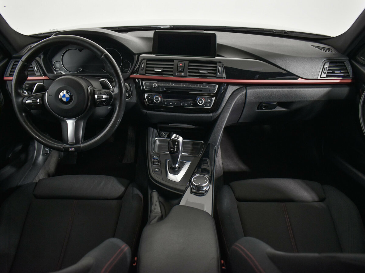 BMW 3 серии с пробегом — 2012 год. Фото: #13