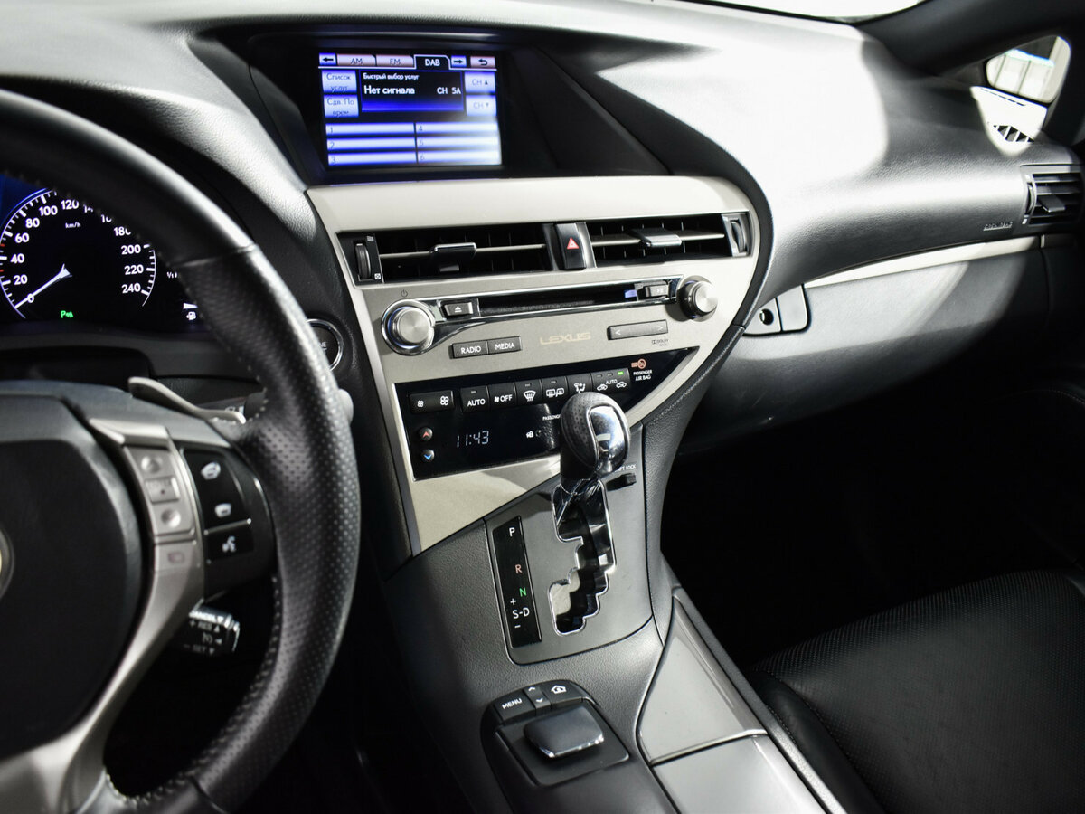 Lexus RX с пробегом — 2012 год. Фото: #18