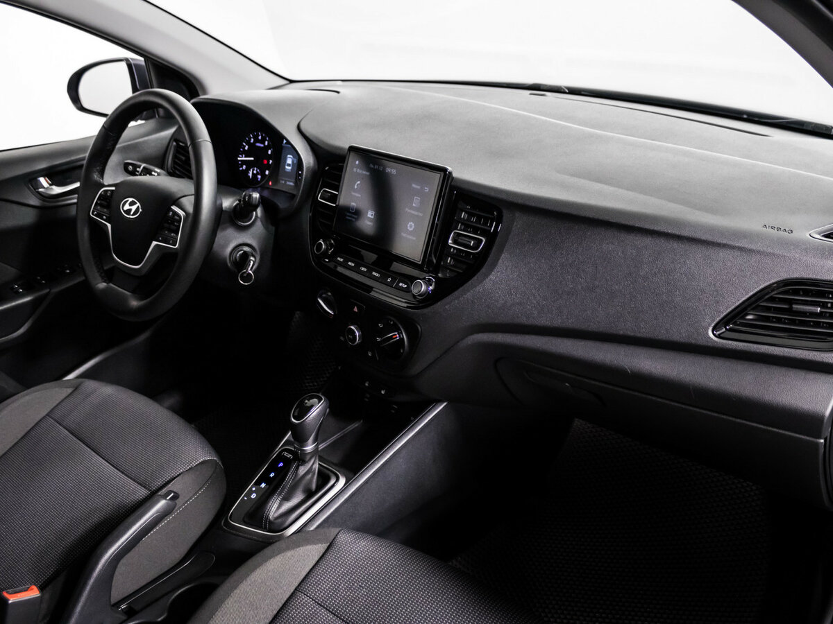 Solaris HS с пробегом — 2024 год. Фото: #8