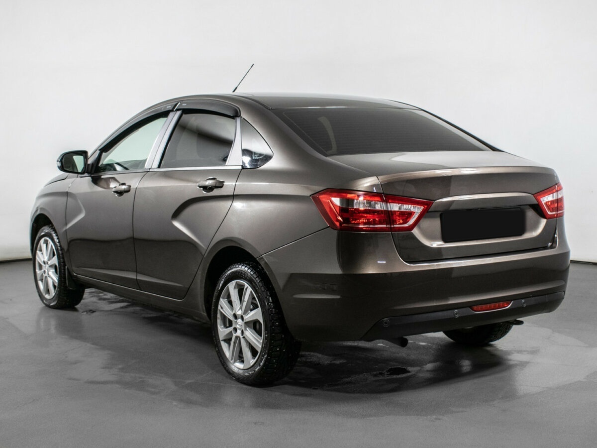 Lada (ВАЗ) Vesta с пробегом — 2022 год. Фото: #6