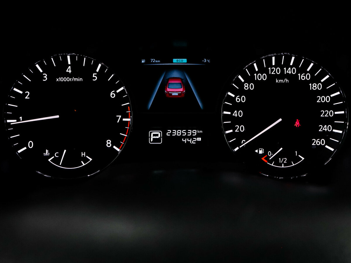 Nissan Teana с пробегом — 2015 год. Фото: #10