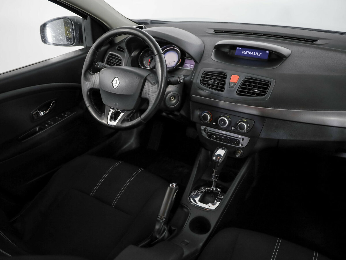 Renault Fluence с пробегом — 2014 год. Фото: #5
