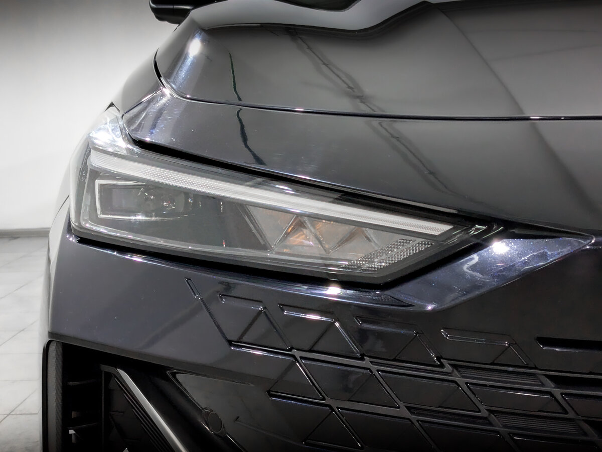 Changan UNI-V с пробегом — 2023 год. Фото: #16