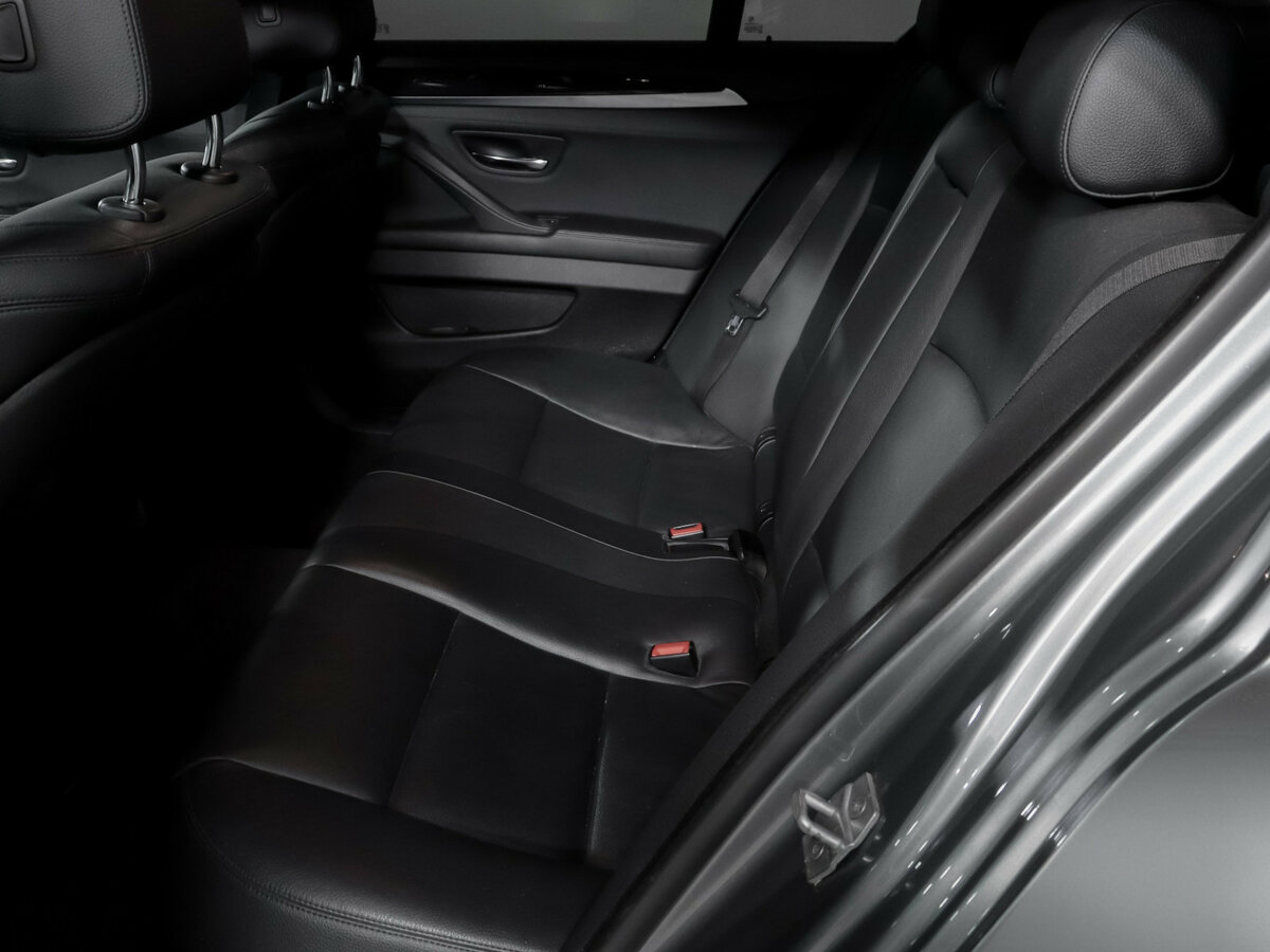 BMW 5 серии с пробегом — 2013 год. Фото: #9