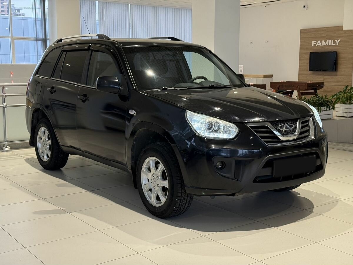 Chery Tiggo (T11) с пробегом — 2015 год. Фото: #2