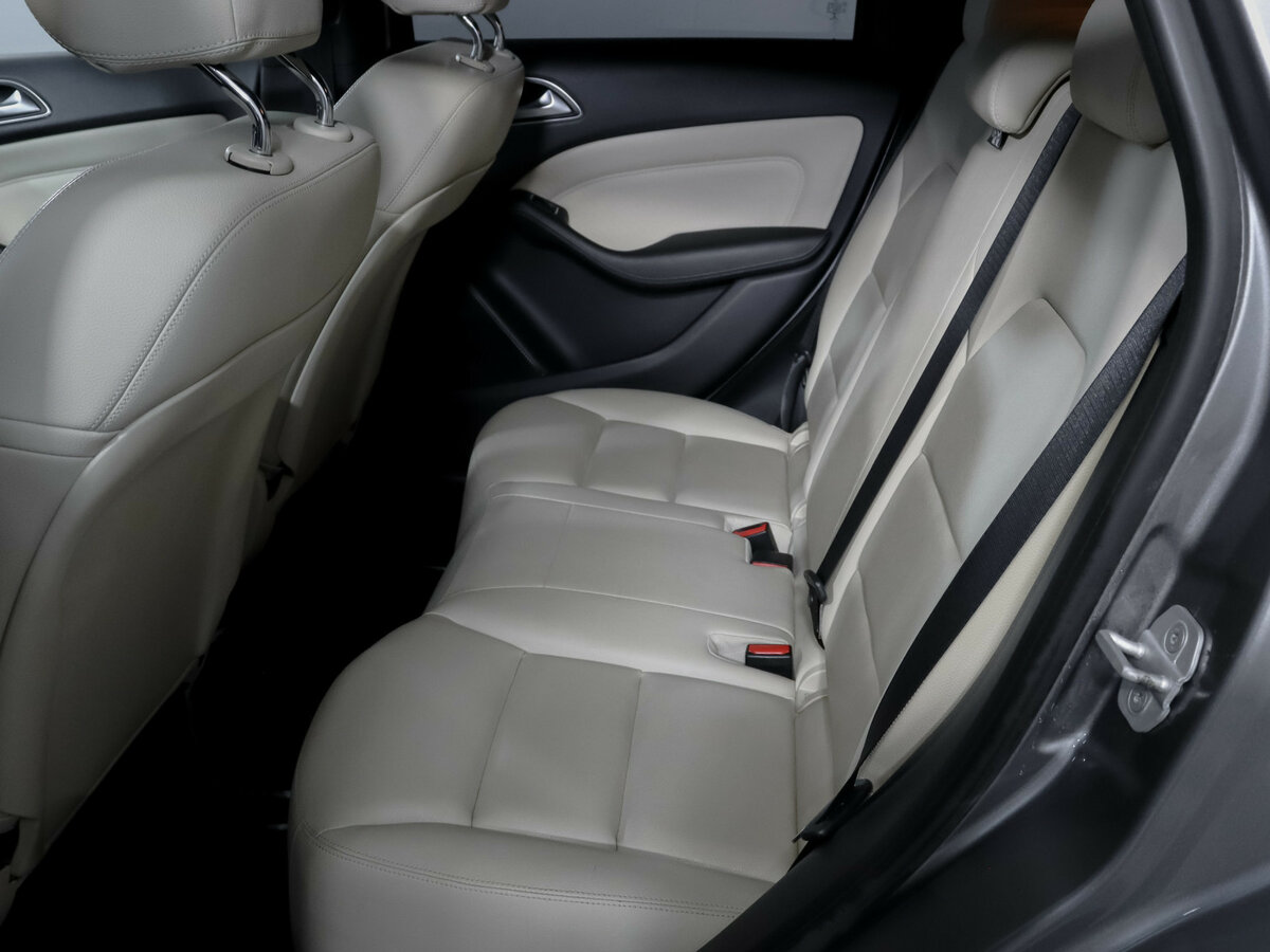 Mercedes-Benz B-Класс с пробегом — 2015 год. Фото: #7