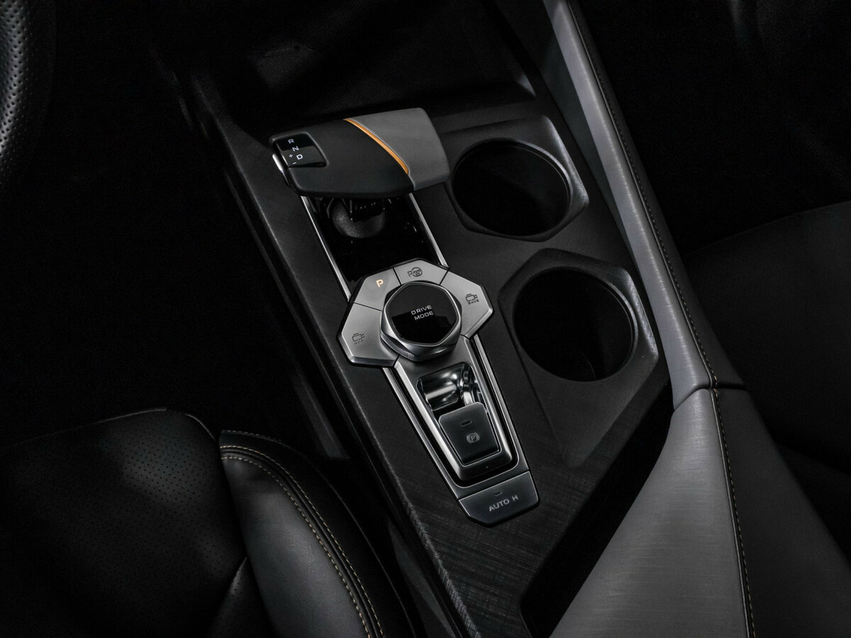 Changan UNI-V с пробегом — 2023 год. Фото: #18